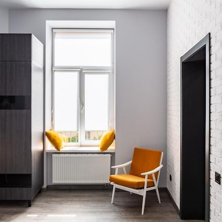 Stylish Apartment In The Center Львов Экстерьер фото