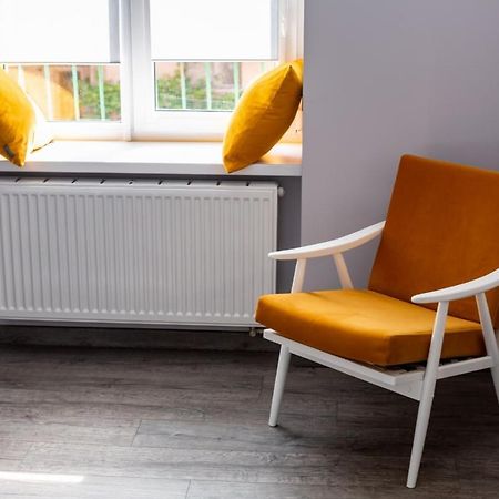 Stylish Apartment In The Center Львов Экстерьер фото